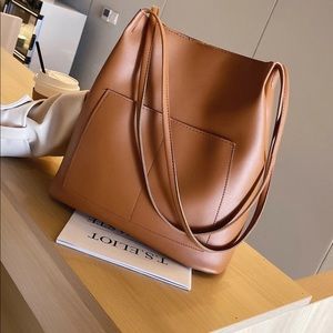 Minimalist Side Pocket Tote Bag Style Purse